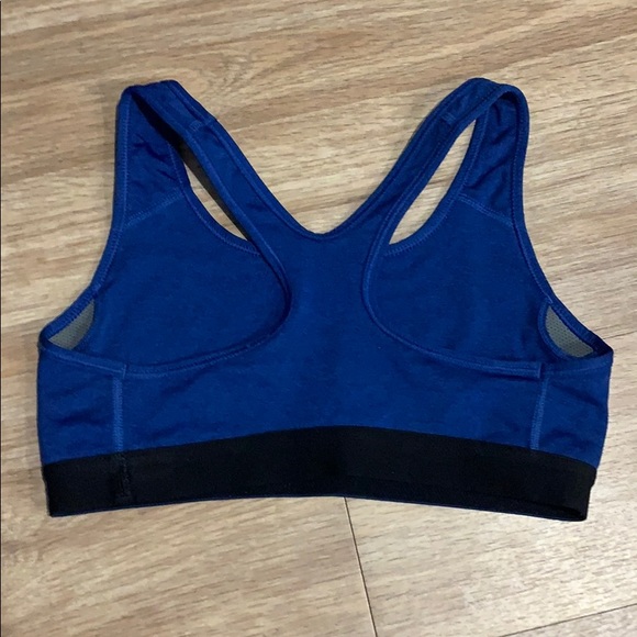 Nike Pro sports bra - Picture 2 of 4